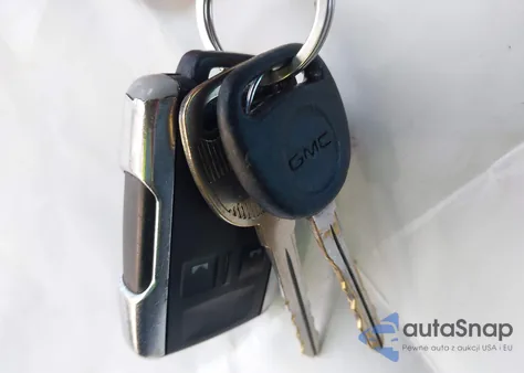 2004 GMC Sierra 1500 Sle z USA, uszkodzony, nr VIN 2GTEC19T741347397